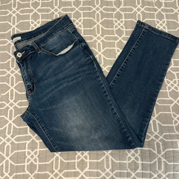 KanCan Denim - KanCan Jeans Estilo style size 13/30